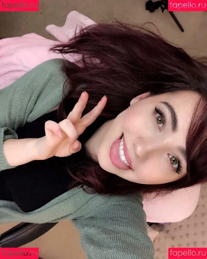 Breebunn / bunnbree Onlyfans Photo Gallery 