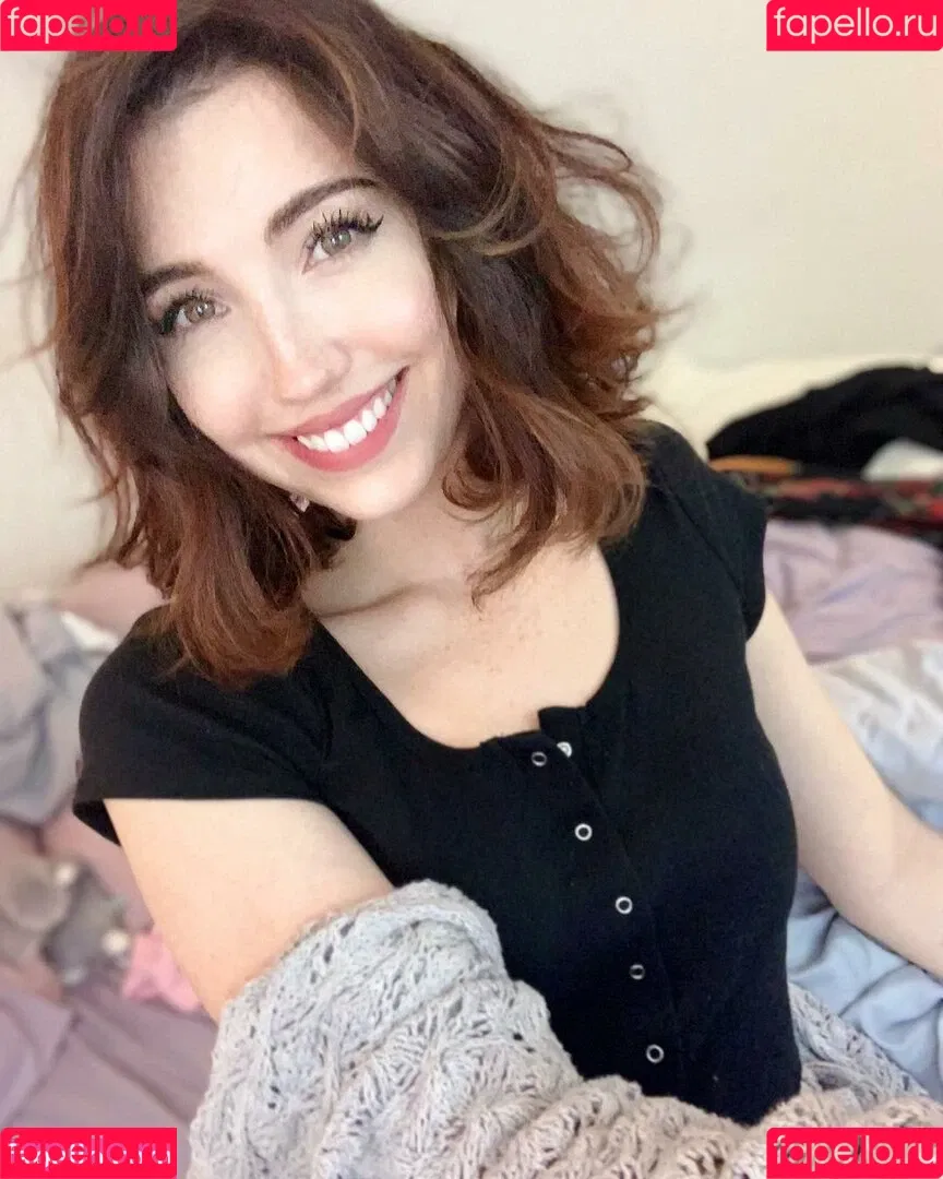 Breebunn / bunnbree Onlyfans Photo Gallery 