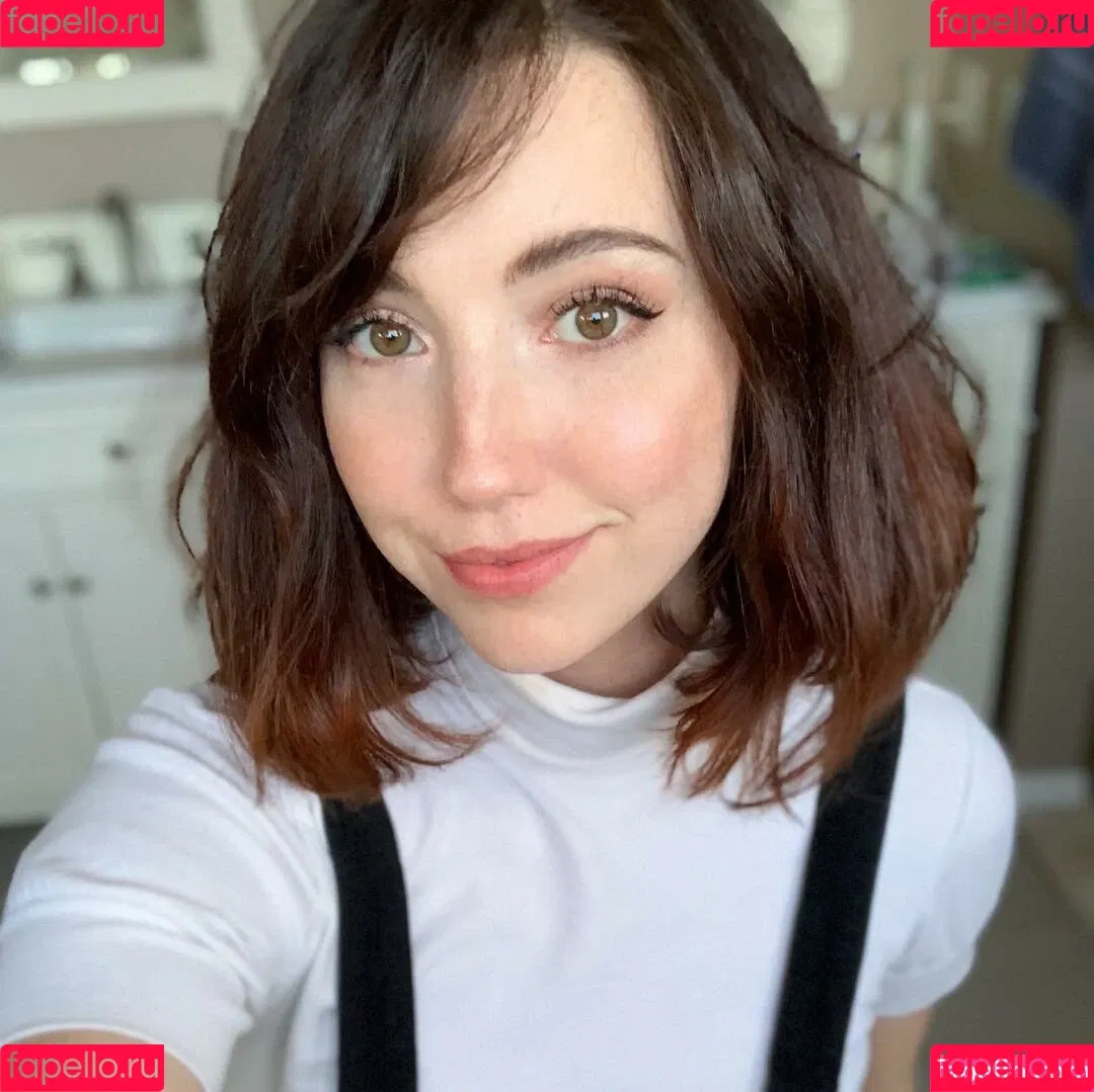 Breebunn / bunnbree Onlyfans Photo Gallery 