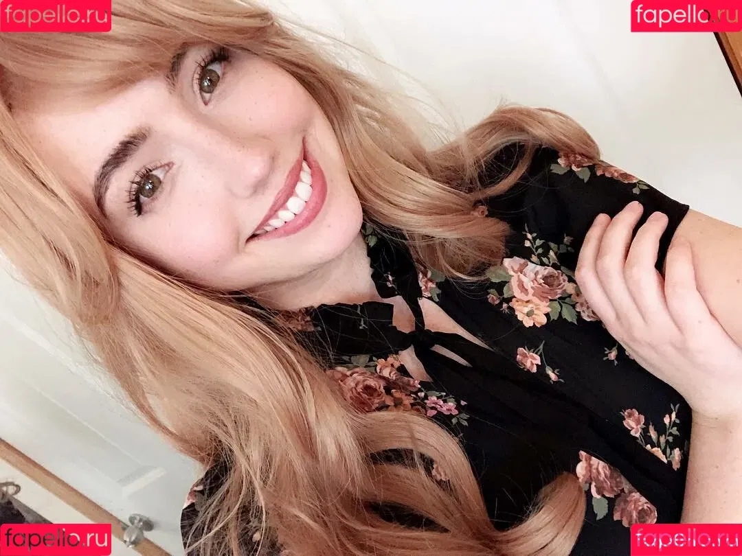 Breebunn / bunnbree Onlyfans Photo Gallery 