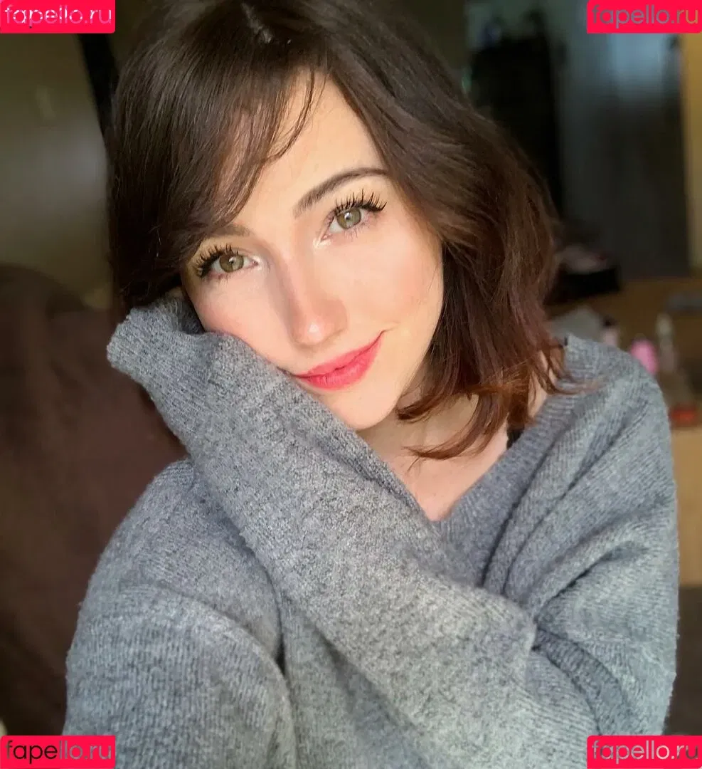Breebunn / bunnbree Onlyfans Photo Gallery 