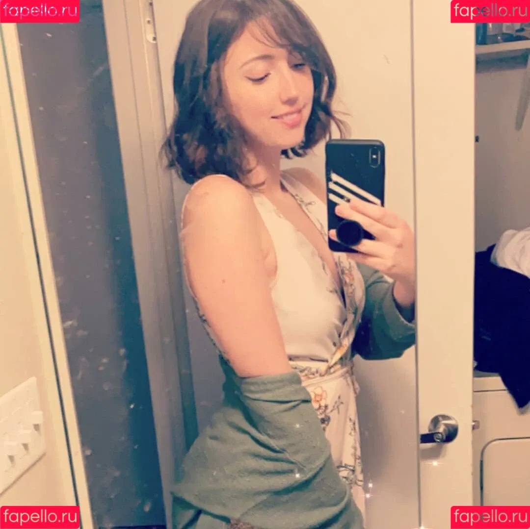 Breebunn / bunnbree Onlyfans Photo Gallery 