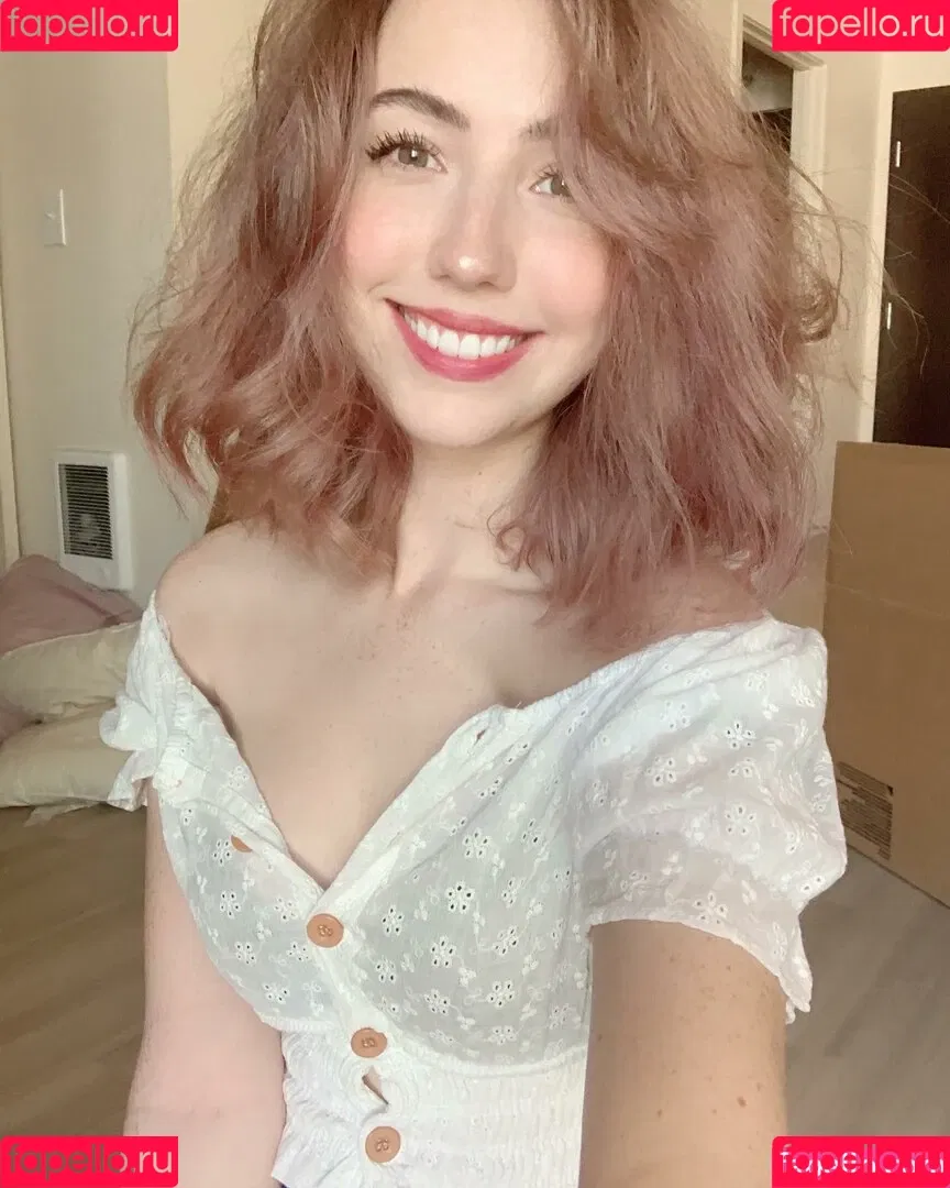 Breebunn / bunnbree Onlyfans Photo Gallery 