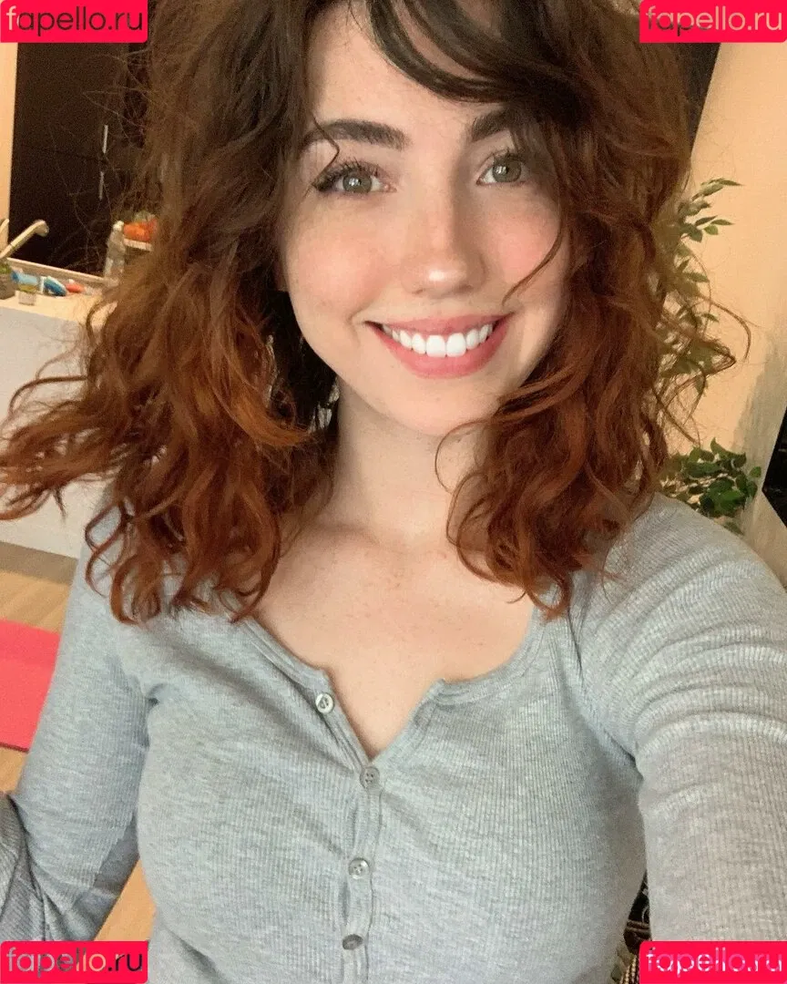 Breebunn / bunnbree Onlyfans Photo Gallery 