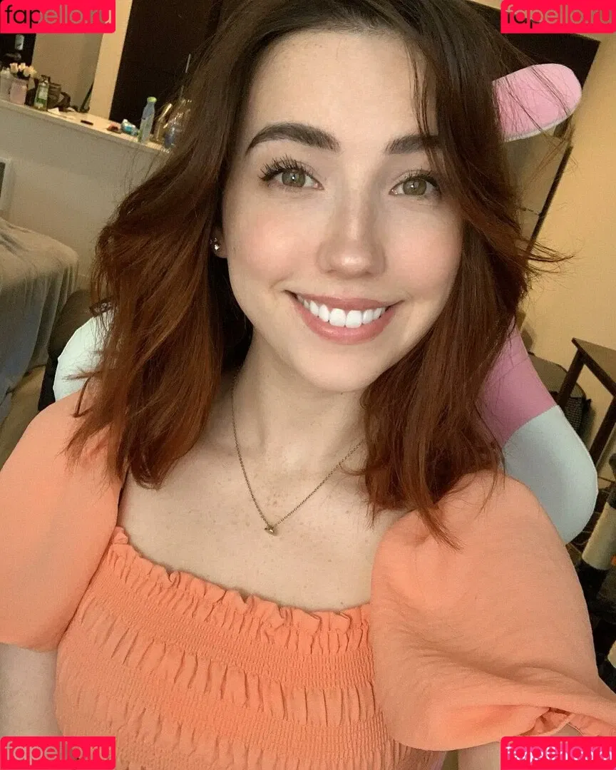 Breebunn / bunnbree Onlyfans Photo Gallery 