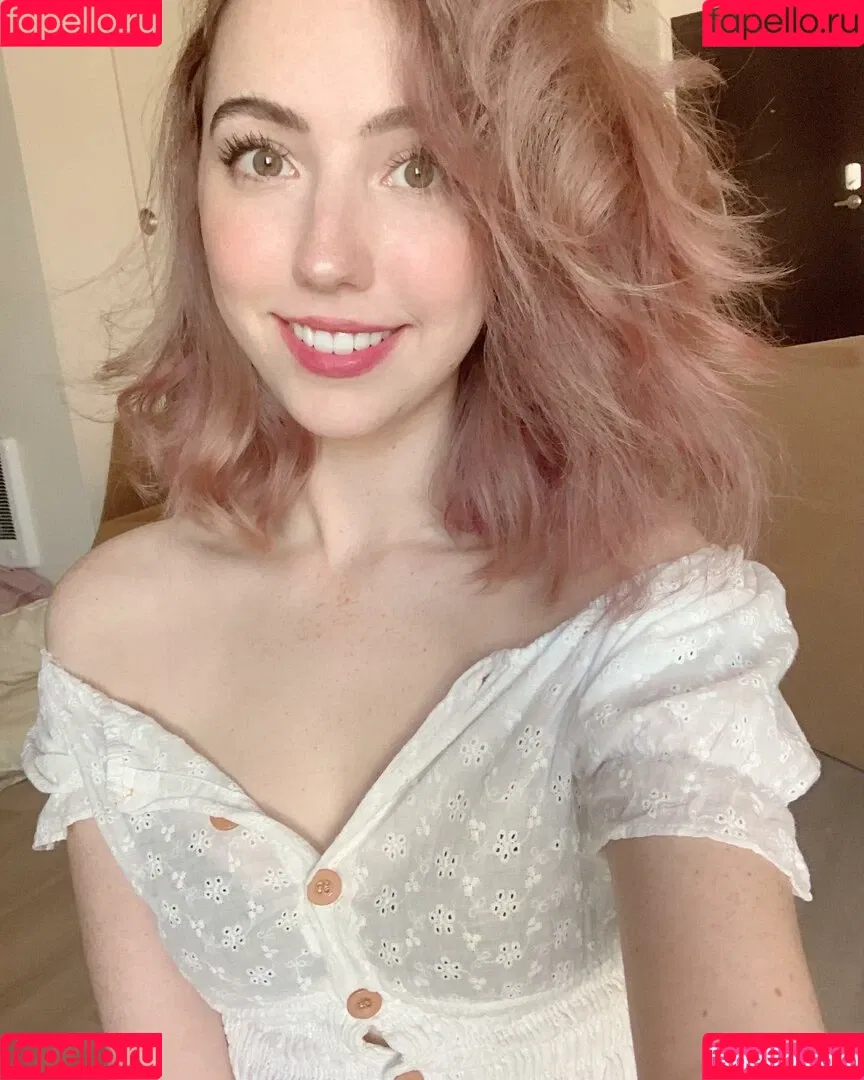 Breebunn / bunnbree Onlyfans Photo Gallery 