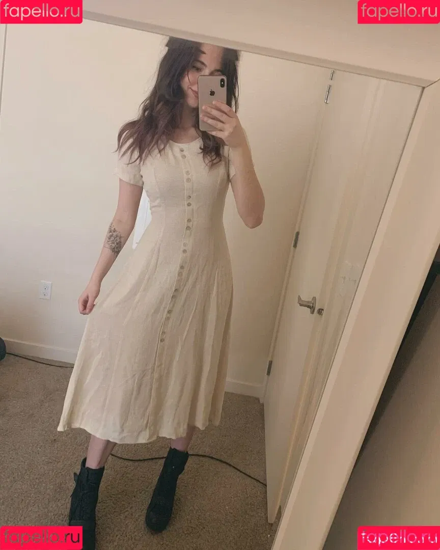 Breebunn / bunnbree Onlyfans Photo Gallery 