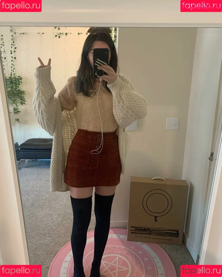 Breebunn / bunnbree Onlyfans Photo Gallery 
