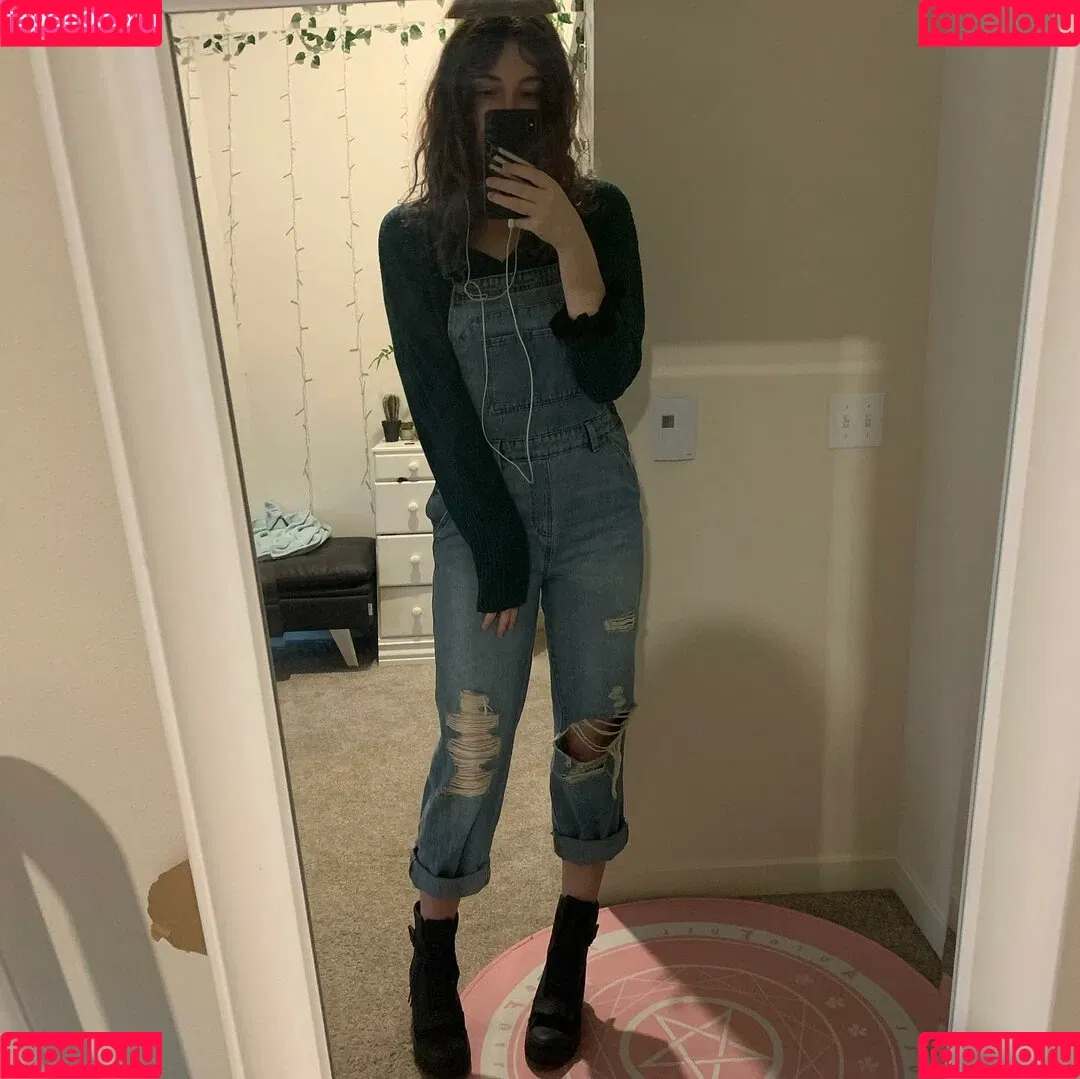 Breebunn / bunnbree Onlyfans Photo Gallery 