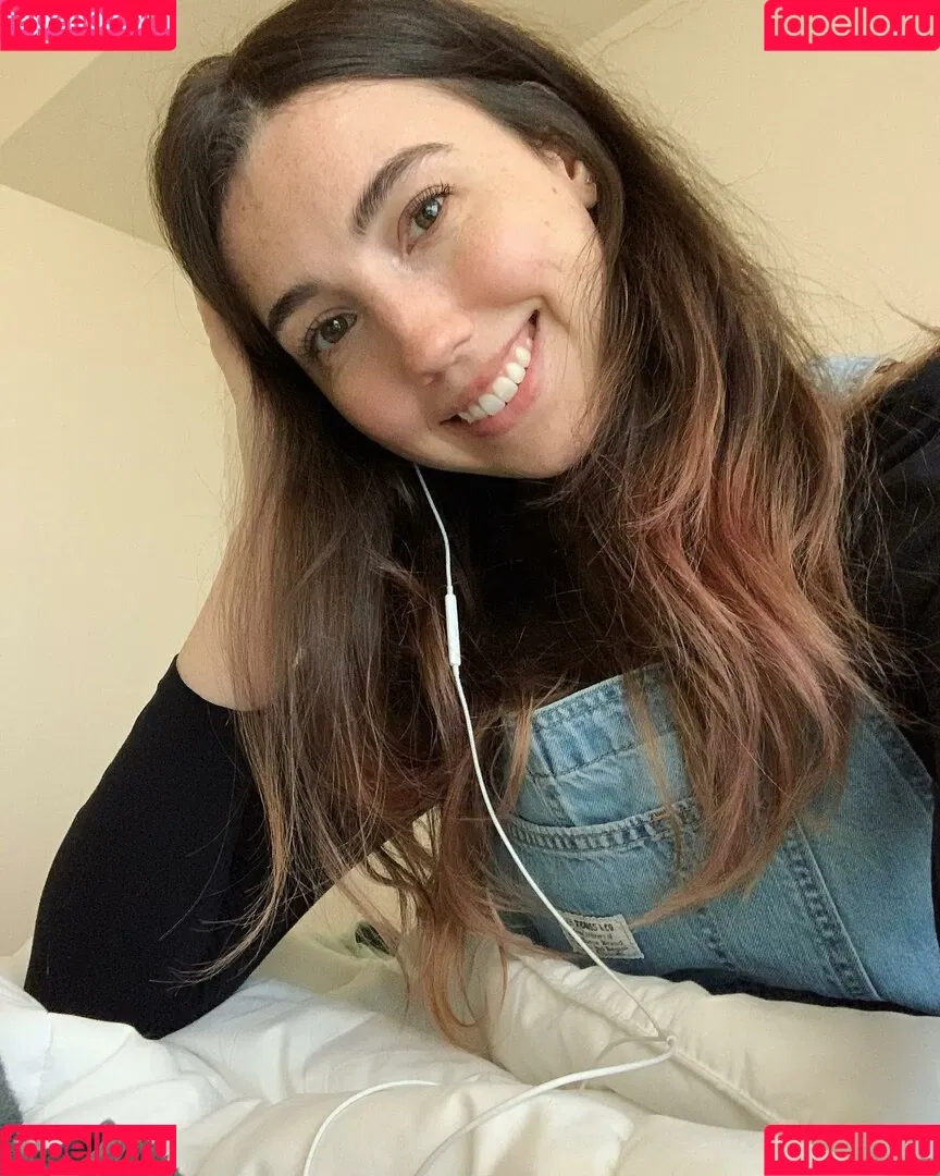 Breebunn / bunnbree Onlyfans Photo Gallery 