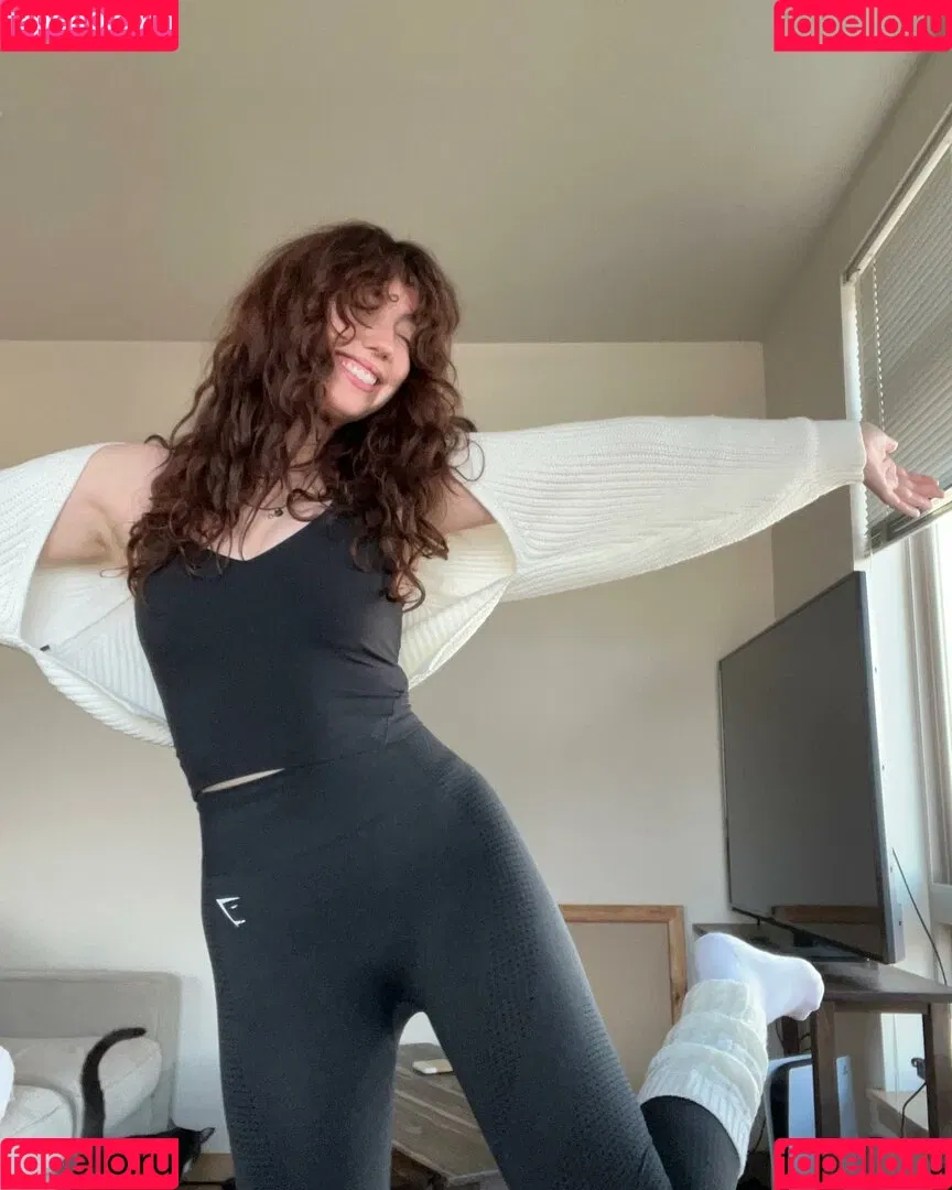 Breebunn / bunnbree Onlyfans Photo Gallery 