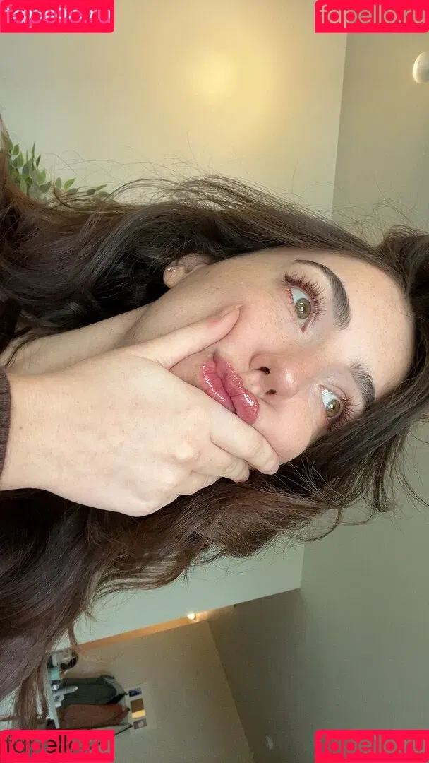 Breebunn / bunnbree Onlyfans Photo Gallery 