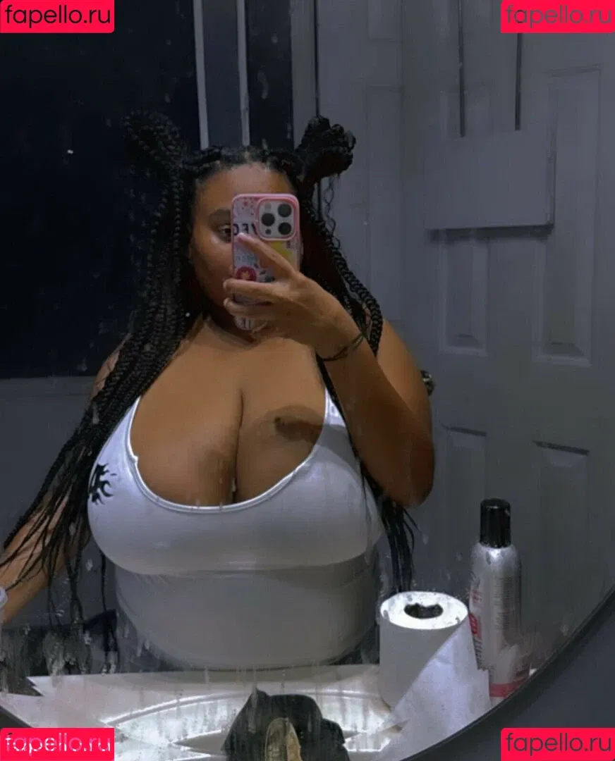 Breebunn / bunnbree Onlyfans Photo Gallery 
