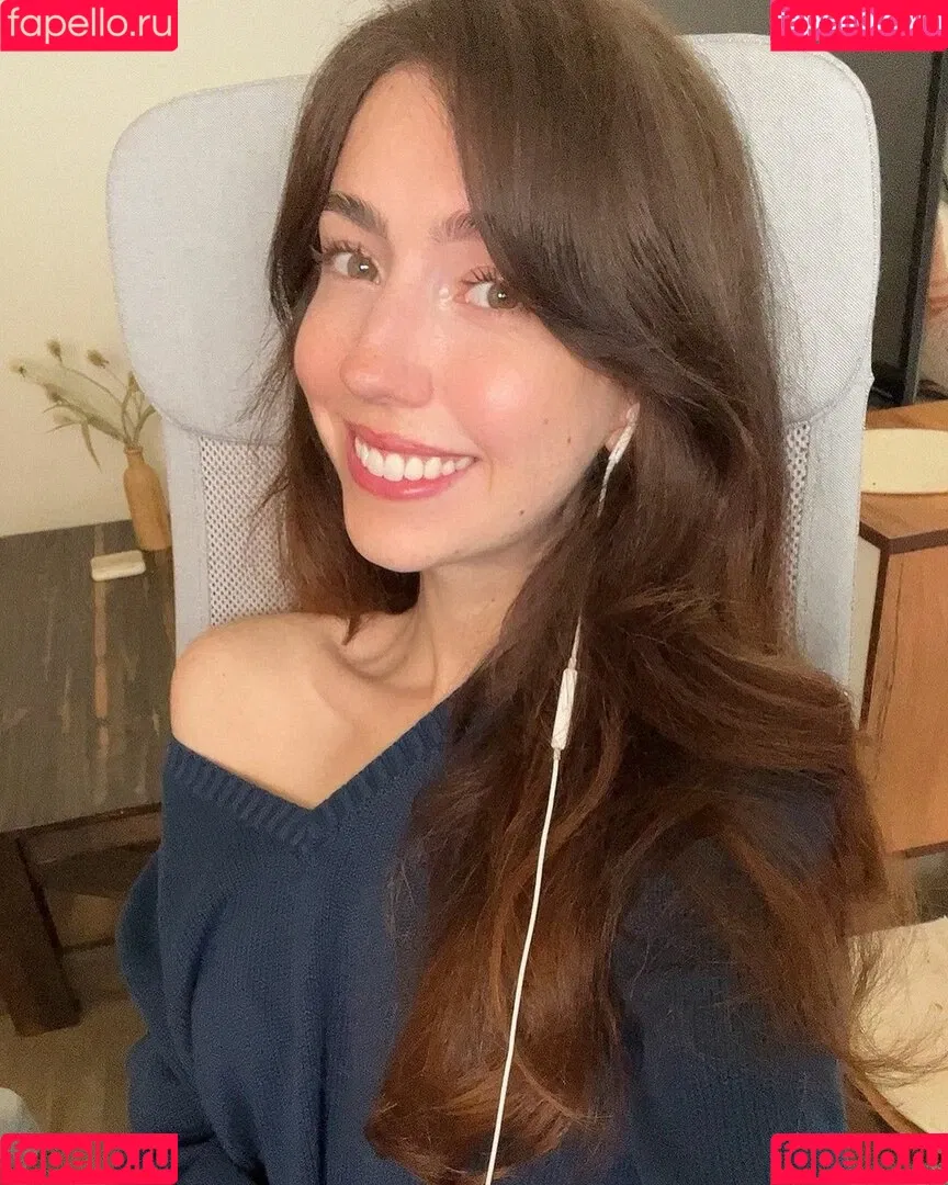Breebunn / bunnbree Onlyfans Photo Gallery 