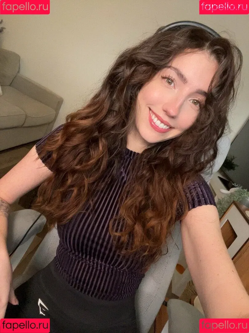 Breebunn / bunnbree Onlyfans Photo Gallery 