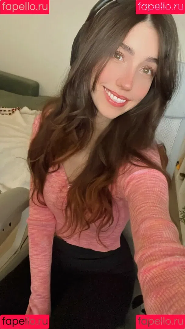 Breebunn / bunnbree Onlyfans Photo Gallery 
