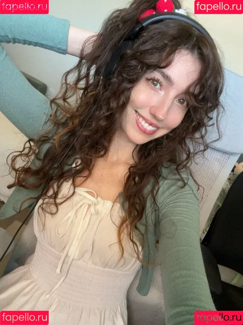 Breebunn / bunnbree Onlyfans Photo Gallery 
