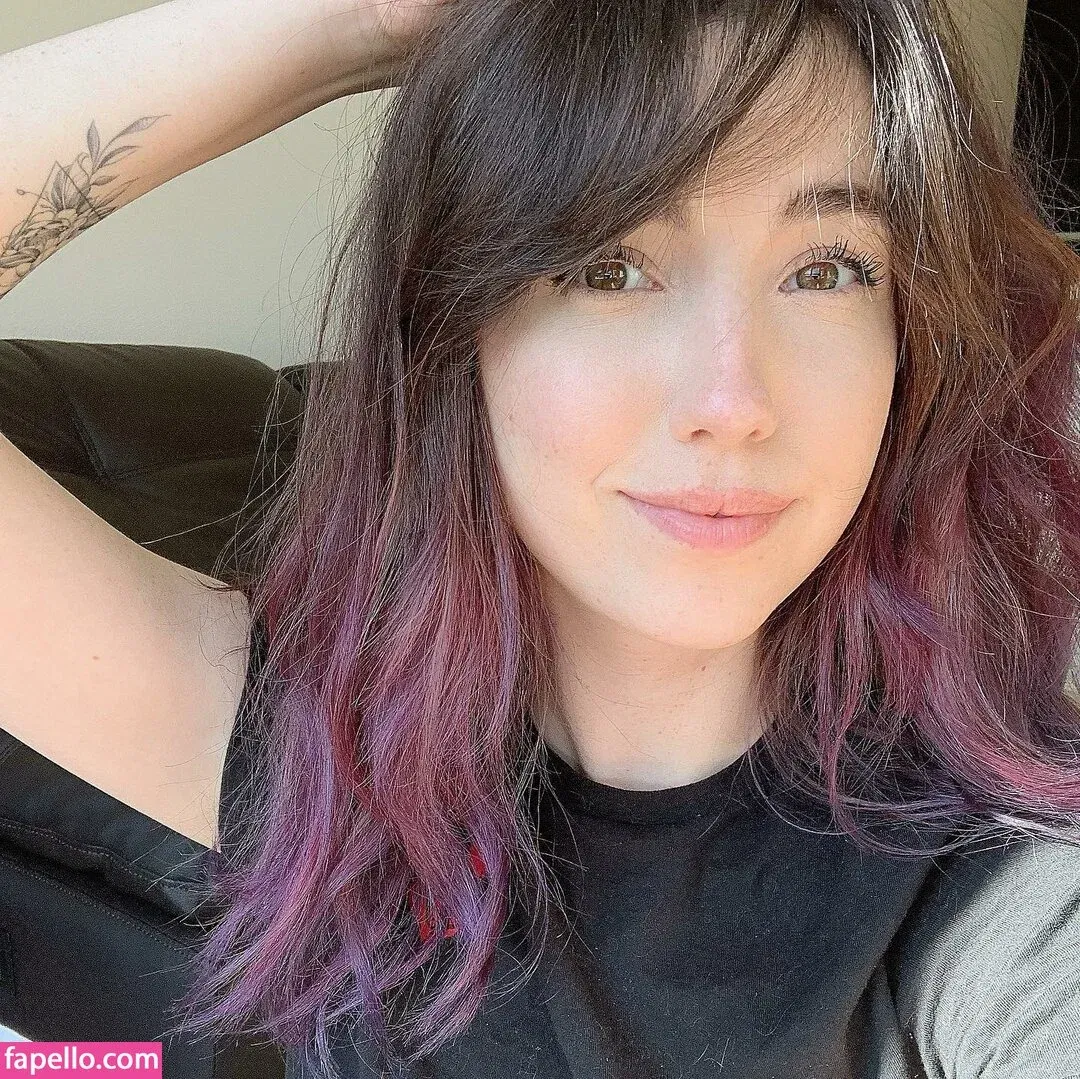 Breebunn / bunnbree Onlyfans Photo Gallery 