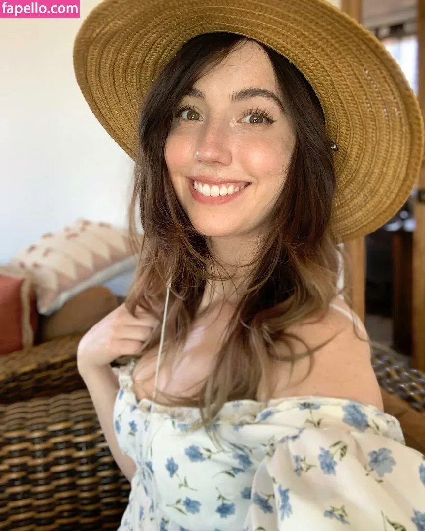 Breebunn / bunnbree Onlyfans Photo Gallery 