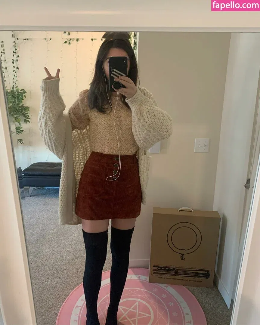 Breebunn / bunnbree Onlyfans Photo Gallery 