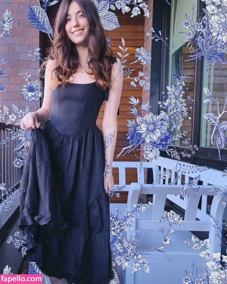 Breebunn / bunnbree Onlyfans Photo Gallery 