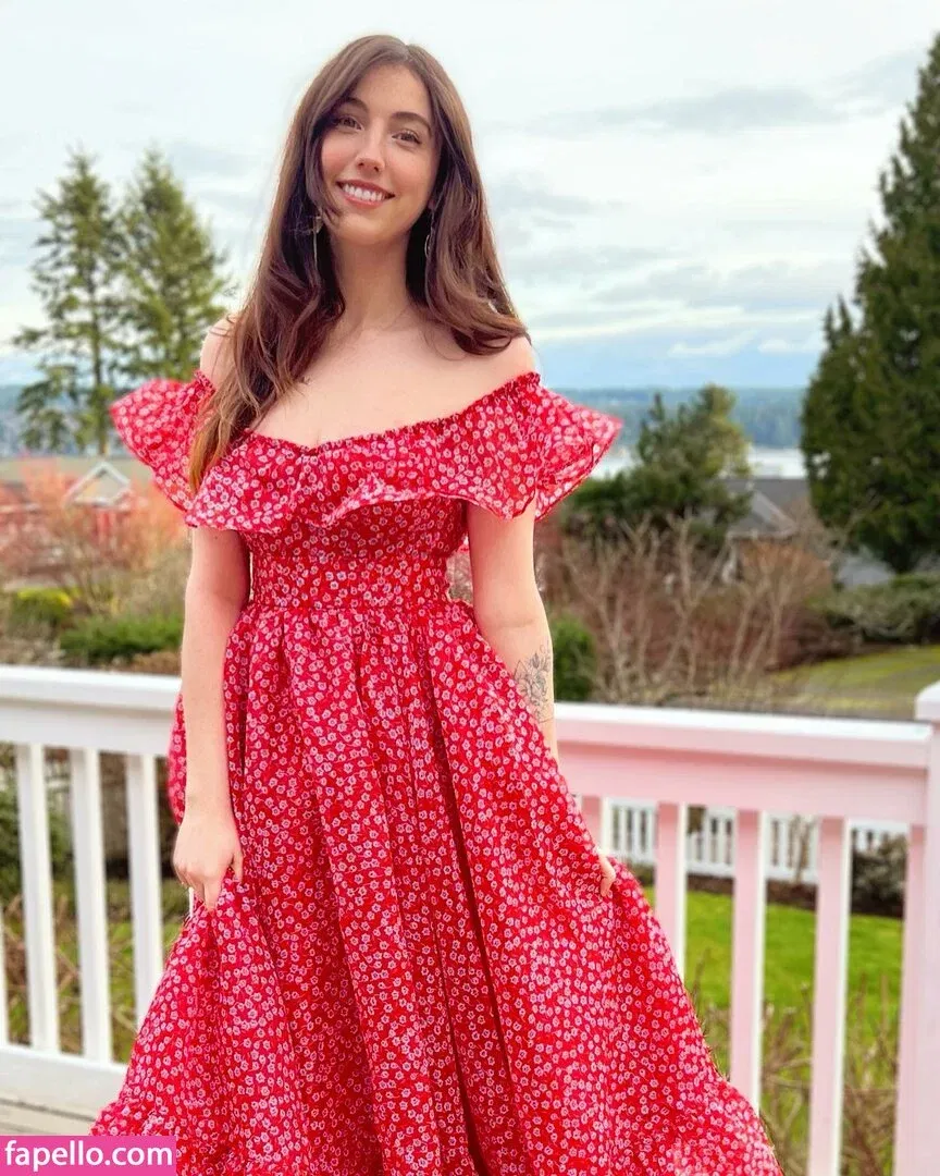 Breebunn / bunnbree Onlyfans Photo Gallery 