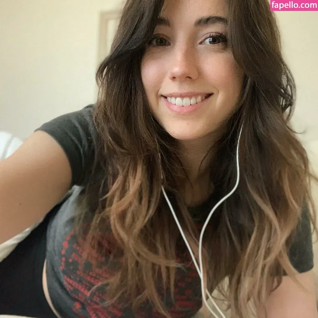 Breebunn / bunnbree Onlyfans Photo Gallery 