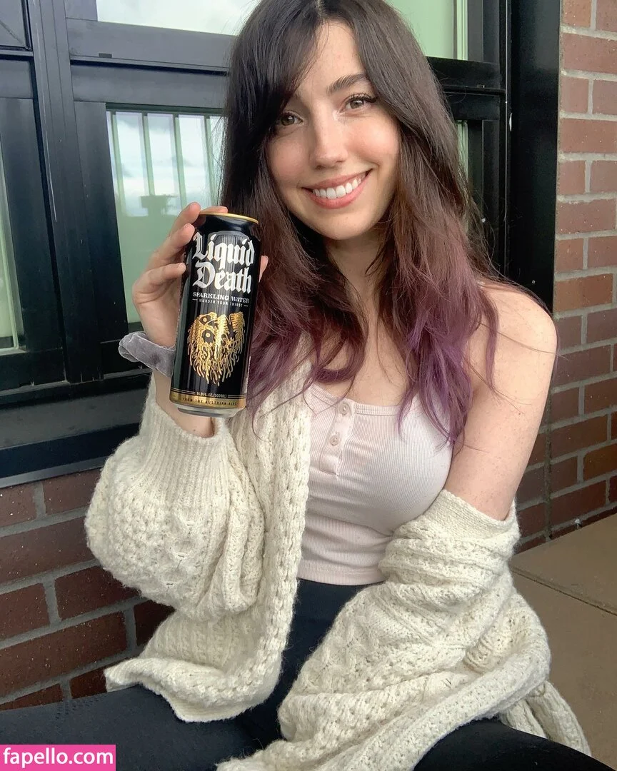 Breebunn / bunnbree Onlyfans Photo Gallery 