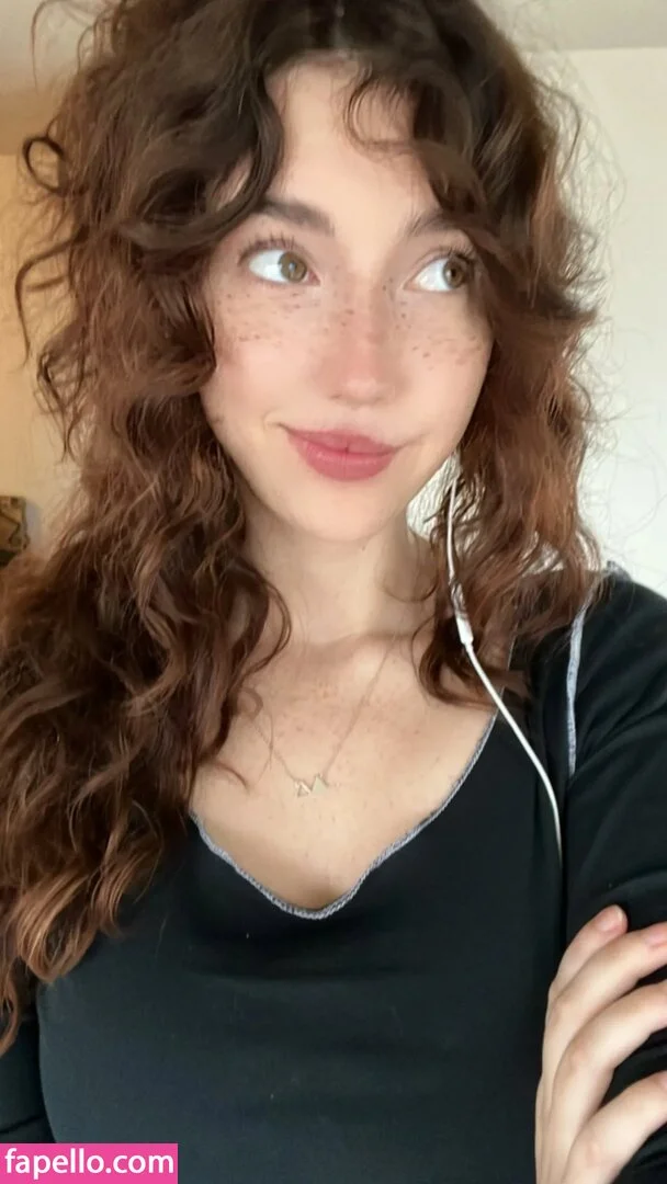 Breebunn / bunnbree Onlyfans Photo Gallery 