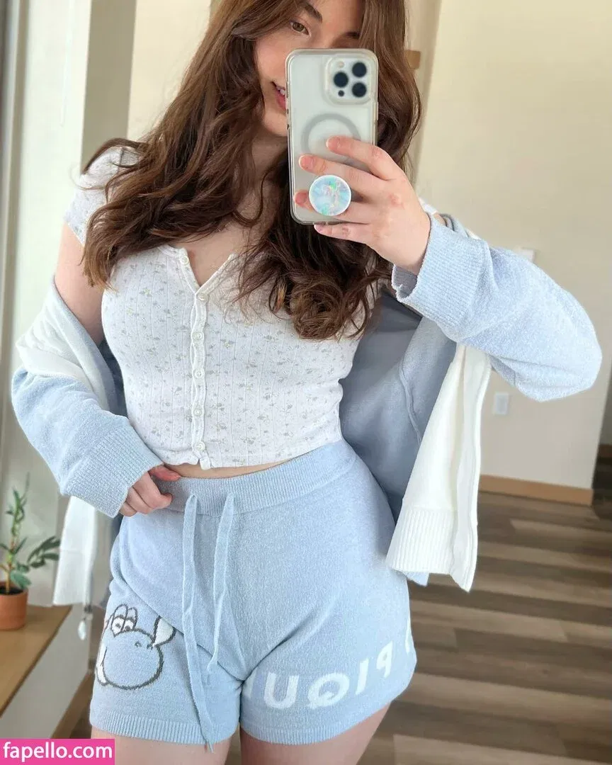 Breebunn / bunnbree Onlyfans Photo Gallery 