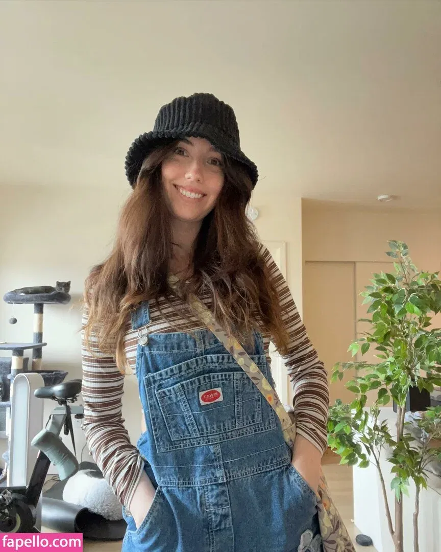 Breebunn / bunnbree Onlyfans Photo Gallery 