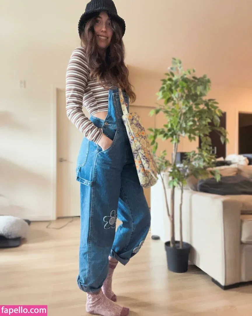 Breebunn / bunnbree Onlyfans Photo Gallery 