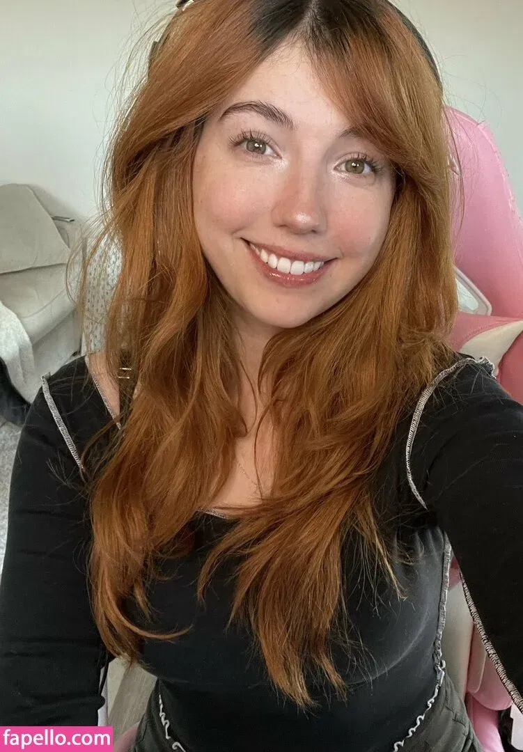 Breebunn / bunnbree Onlyfans Photo Gallery 