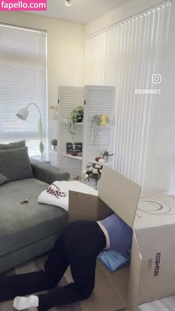 Breebunn / bunnbree Onlyfans Photo Gallery 