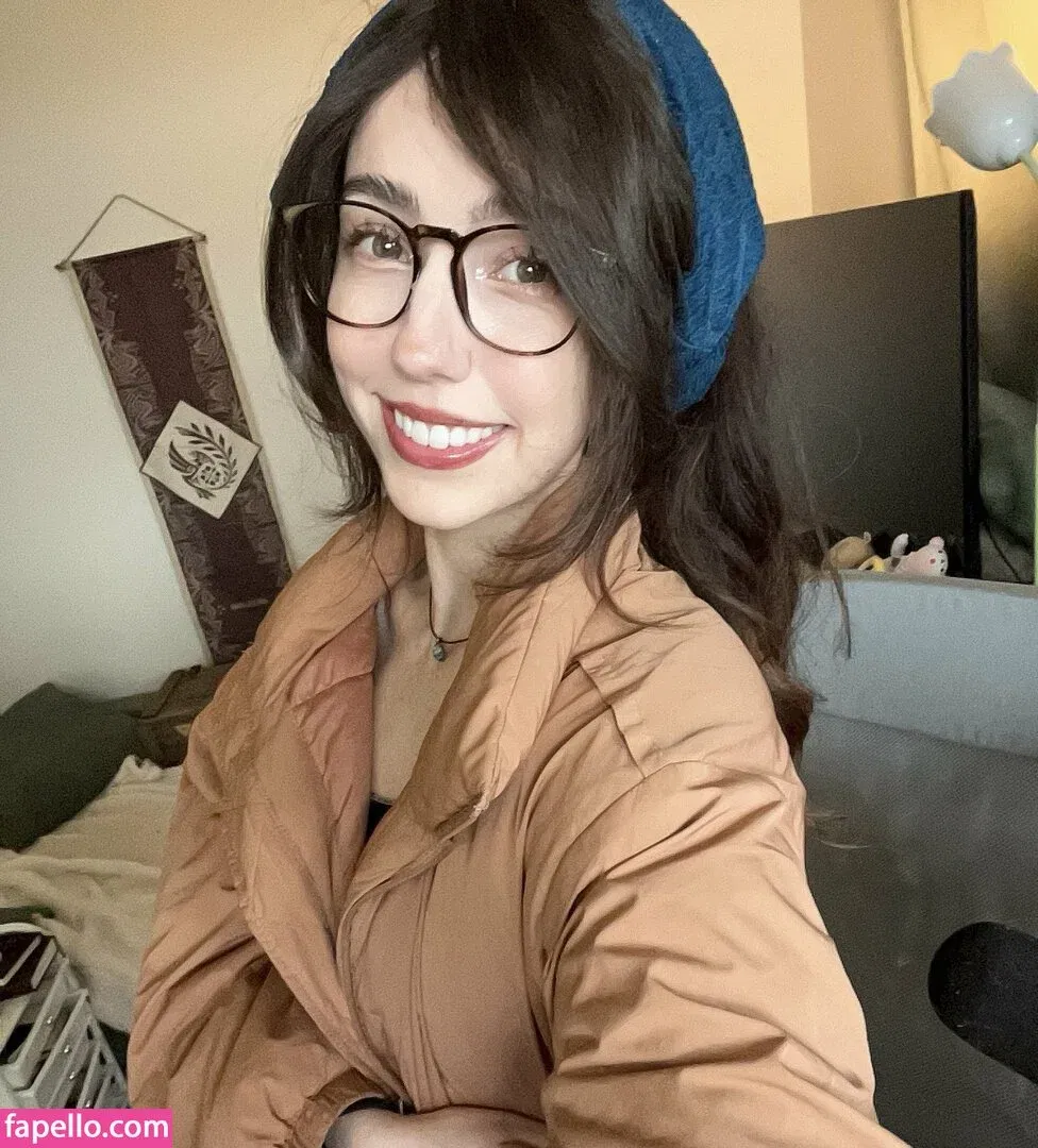 Breebunn / bunnbree Onlyfans Photo Gallery 