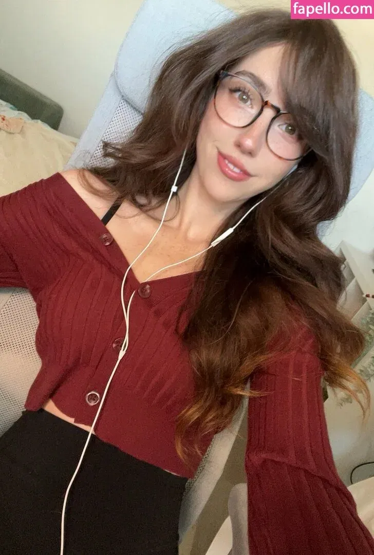 Breebunn / bunnbree Onlyfans Photo Gallery 