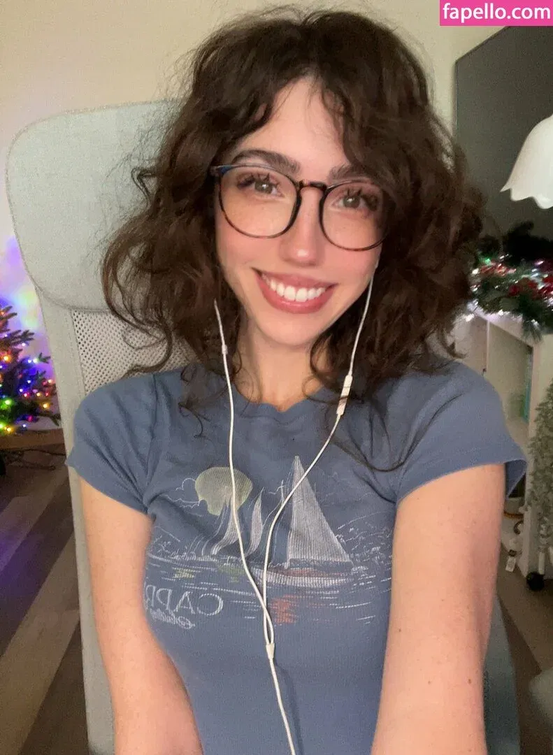 Breebunn / bunnbree Onlyfans Photo Gallery 