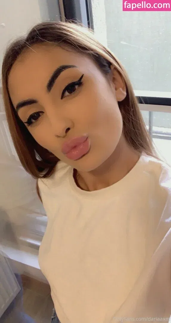 Dariaaxm / _dariaxm_ Onlyfans Photo Gallery 