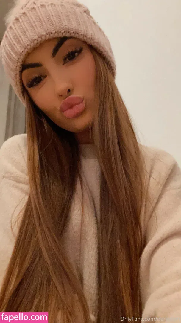 Dariaaxm / _dariaxm_ Onlyfans Photo Gallery 