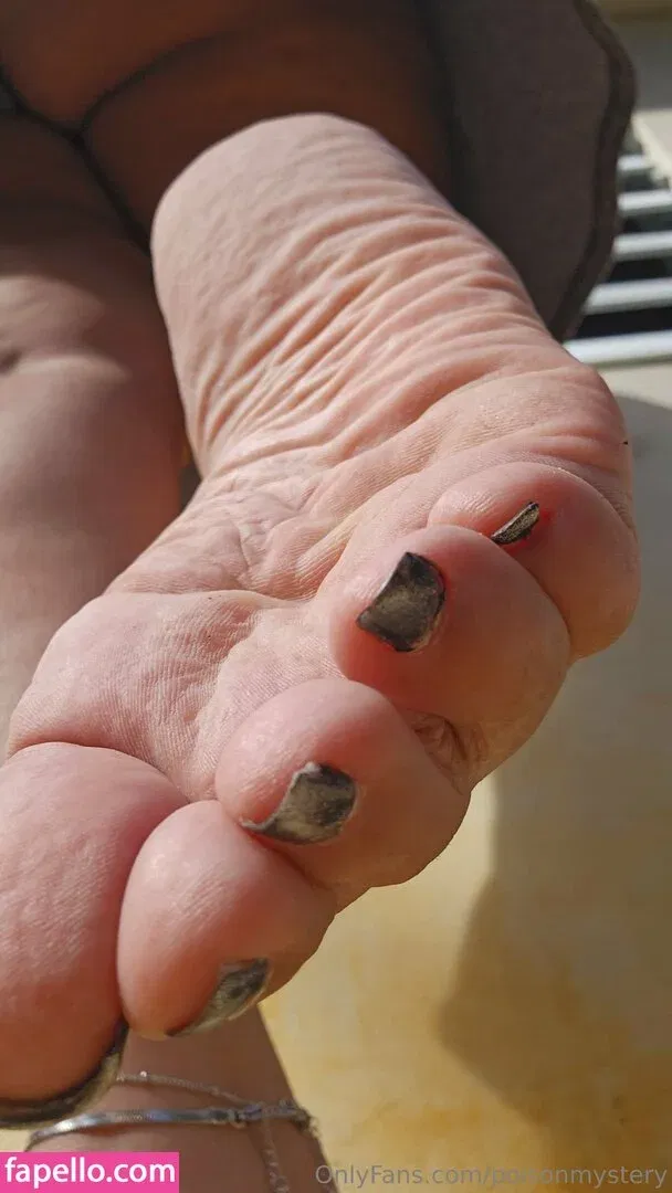 poisonmystery Onlyfans Photo Gallery 