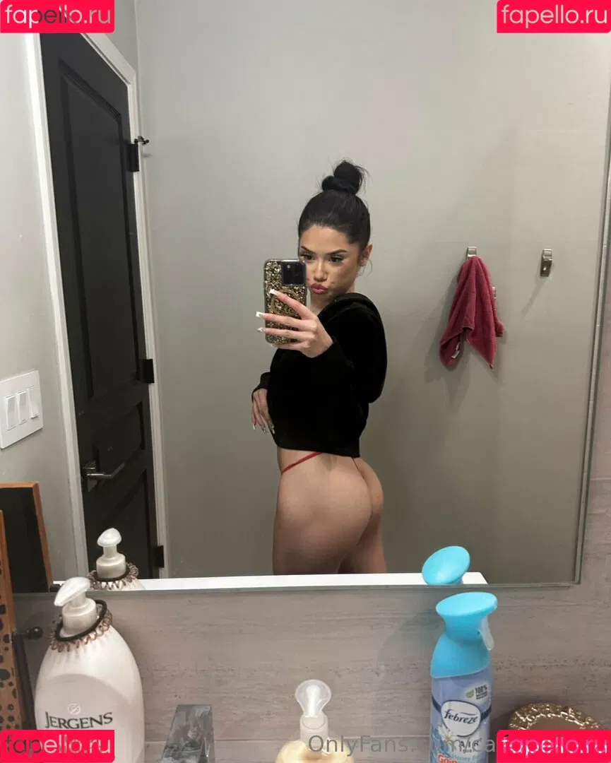 _lil_babiii_ / camilababiii Onlyfans Photo Gallery 