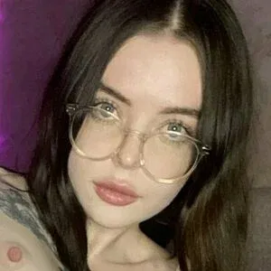 secretakame / secretamyraa Onlyfans Photo Gallery 