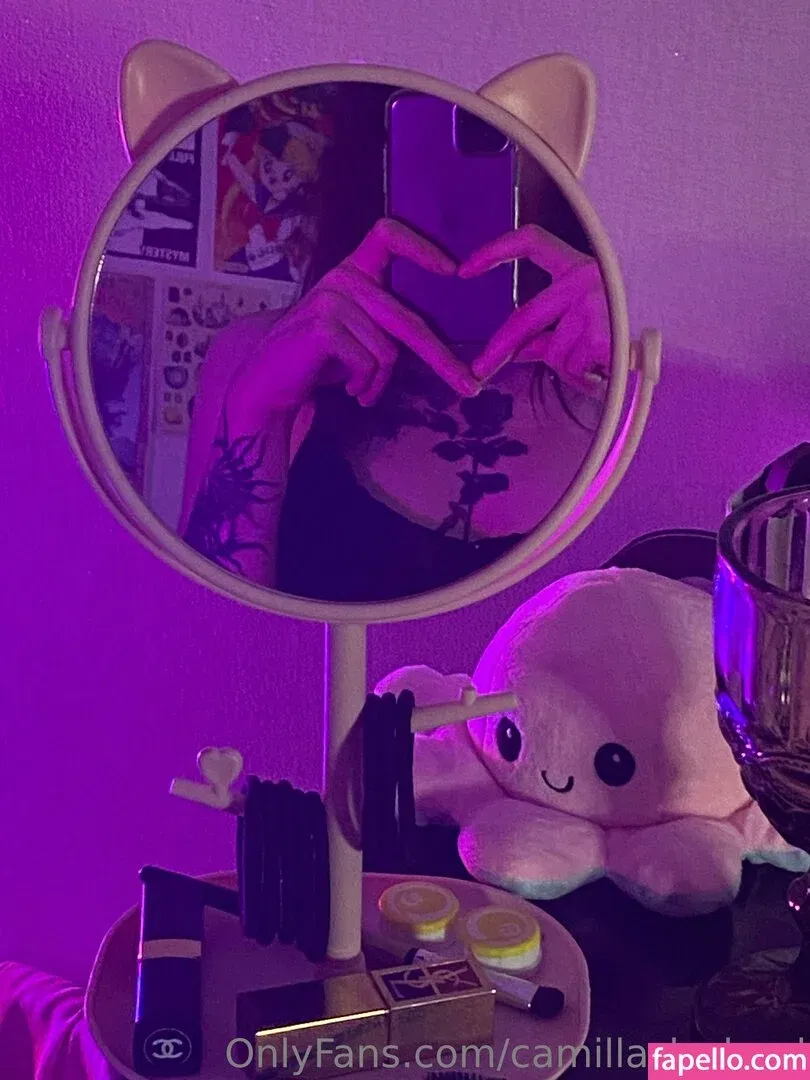 secretakame / secretamyraa Onlyfans Photo Gallery 