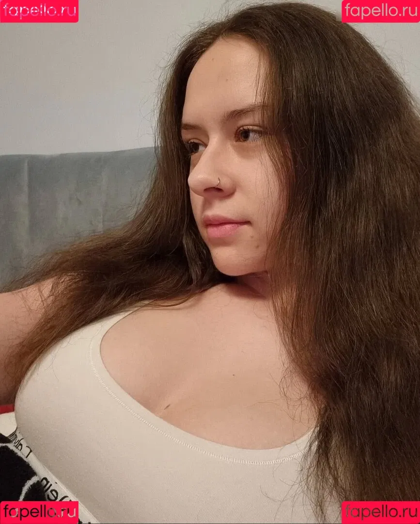 Its_me_melii / its.me_melii Onlyfans Photo Gallery 