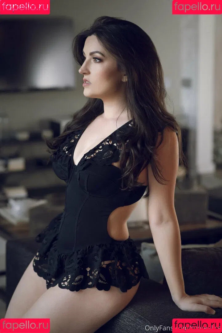 aliceabdelaziz / gfe-alice / morealice Onlyfans Photo Gallery 