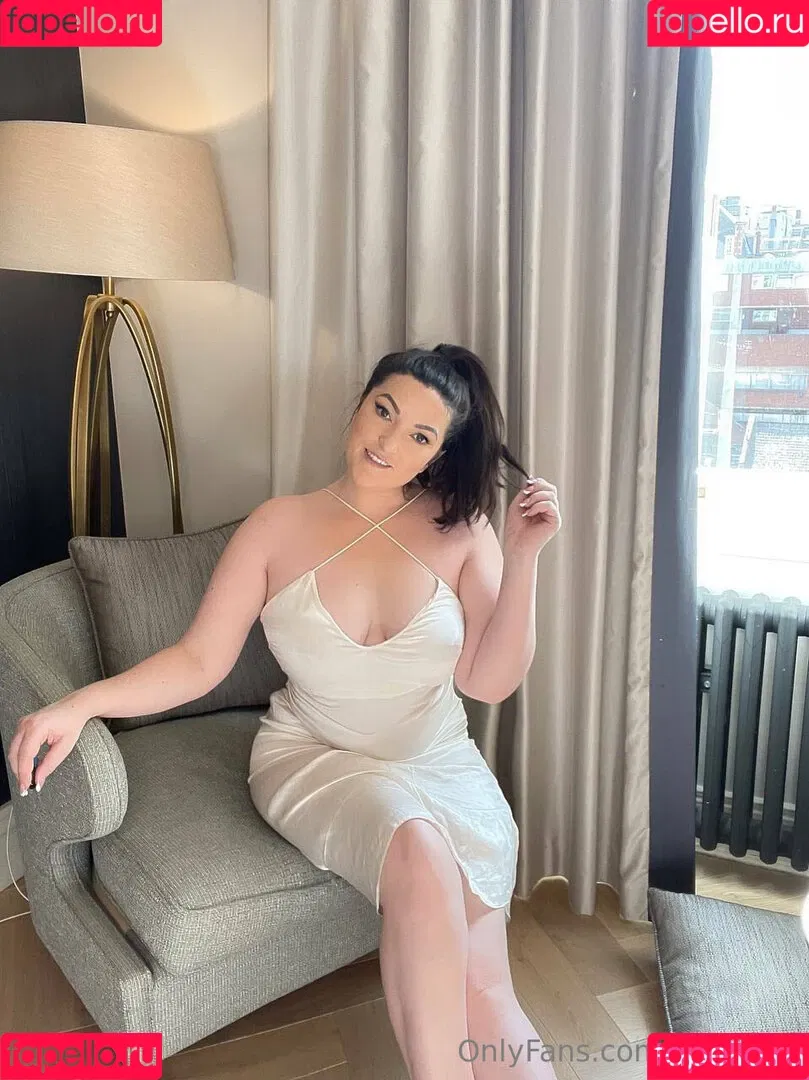 aliceabdelaziz / gfe-alice / morealice Onlyfans Photo Gallery 