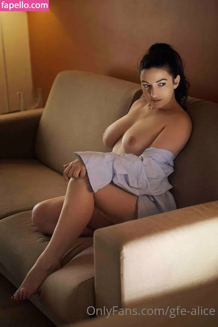 aliceabdelaziz / gfe-alice / morealice Onlyfans Photo Gallery 
