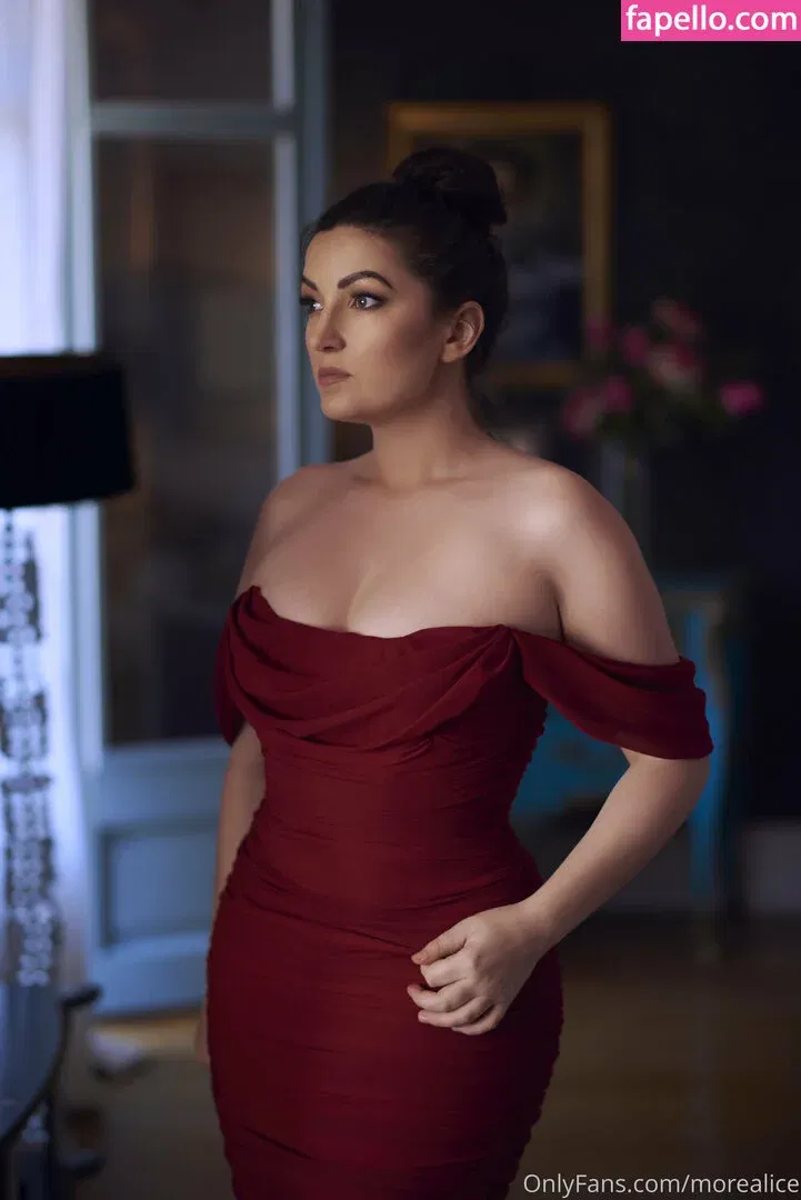 aliceabdelaziz / gfe-alice / morealice Onlyfans Photo Gallery 