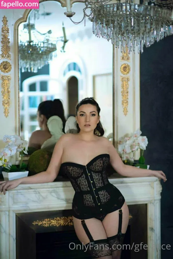 aliceabdelaziz / gfe-alice / morealice Onlyfans Photo Gallery 