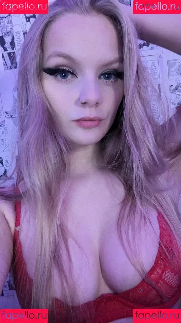 Cherry Tart / cherrysgotcakes / cherrythebakewellfairy Onlyfans Photo Gallery 